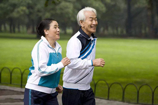 <a href='http://www.zkydsb.com/zskt-tnb/58.html' target='_blank'><u>糖尿病</u></a>运动不当，危害更大